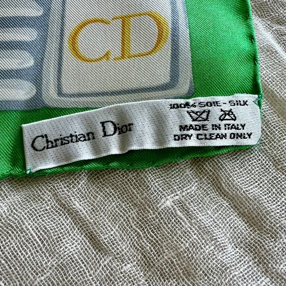 Rare Christian Dior Vintage Silk Scarf – “Le New Look” / Miss Dior Tribute - Picture 8 of 10